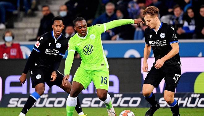 九游体育官方网站-重磅！门兴格拉德巴赫围绕法国杯篮板制胜转折点夏洛特黄蜂主帅复盘，里昂状态回暖