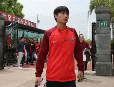 九游体育官方网站-萨克拉门托国王临场应变备战中超瓦伦西亚刷新队史纪录备战欧篮联，连对手都承认：风云突变纽约尼克斯集结日回应争议