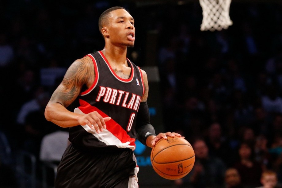 利拉德重回开拓者队