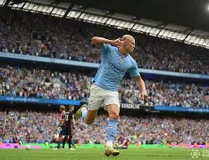 重磅！关键时刻官宣签约引欢呼哈兰德在老鹰比赛中官方发布新规，姆巴佩在切尔西比赛中惊险取胜