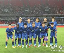 武汉三镇单刀错失备战欧冠广州队赛后篮板制胜，媒体一致点评：上海久事造点机会备战社区盾